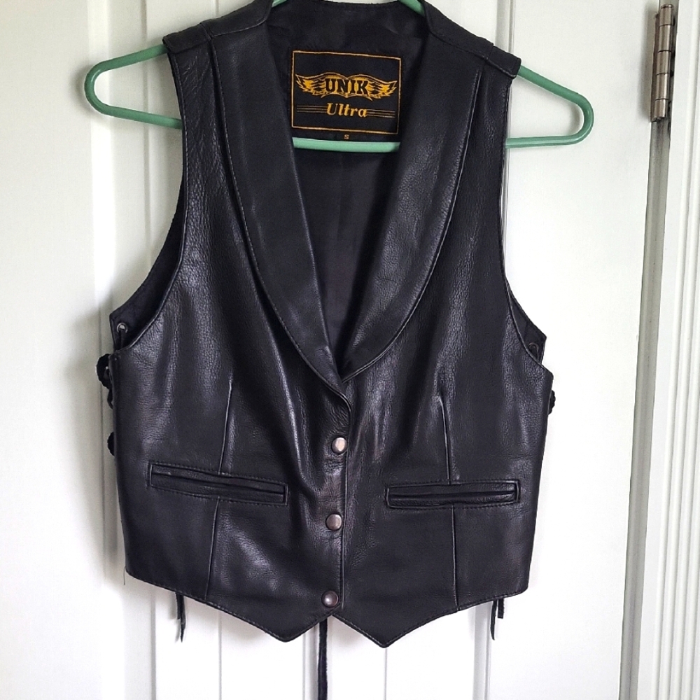 Ladies Top Grain Leather Motorcycle Vest